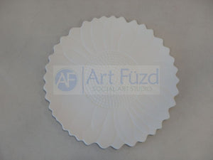 Large Sunflower Plate ~ 11 in. dia. x 0.75 high
