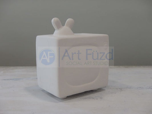 Retro Television (TV) Tube Figurine ~ 3.25 x 2.5 x 4