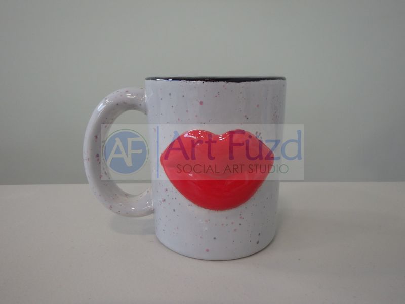 xxx-Pucker Up Lips Mug ~ 3.25 in. dia. x 3.75 in. high