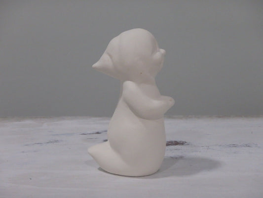 Fantasma mediano arrodillado y rezando ~ 2,25 x 3 x 5