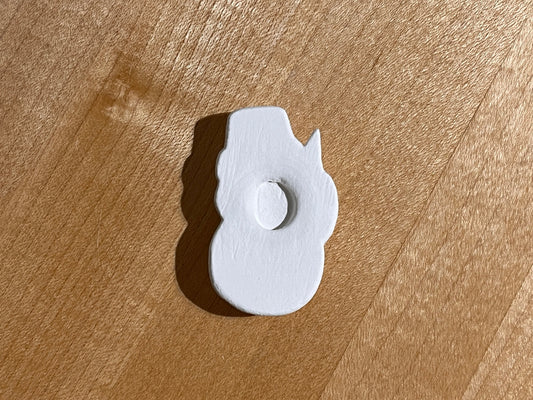 Galleta pequeña - Pollo con sombrero de maceta y plumas de fantasía ~ 1,25 x 1,75