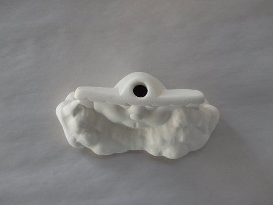 Kleine Wolke mit Gesicht im Regenbogen oben ~ 4,25 x 2,25 x 2,25