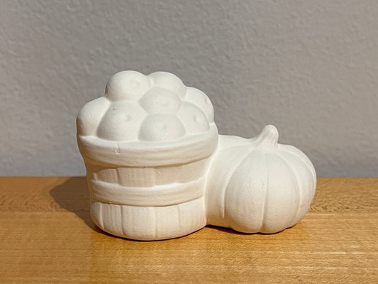 Pequeña canasta de manzanas y calabazas para la cena de Acción de Gracias ~ 2,75 x 2 x 1,75