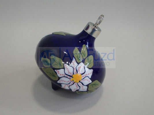 Poinsettia Curvy Retro Holiday Ornament (4 Colors) ~ 3 x 3