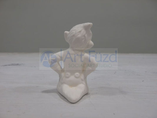Pequeño elfo joven arrodillado ~ 1,5 x 2