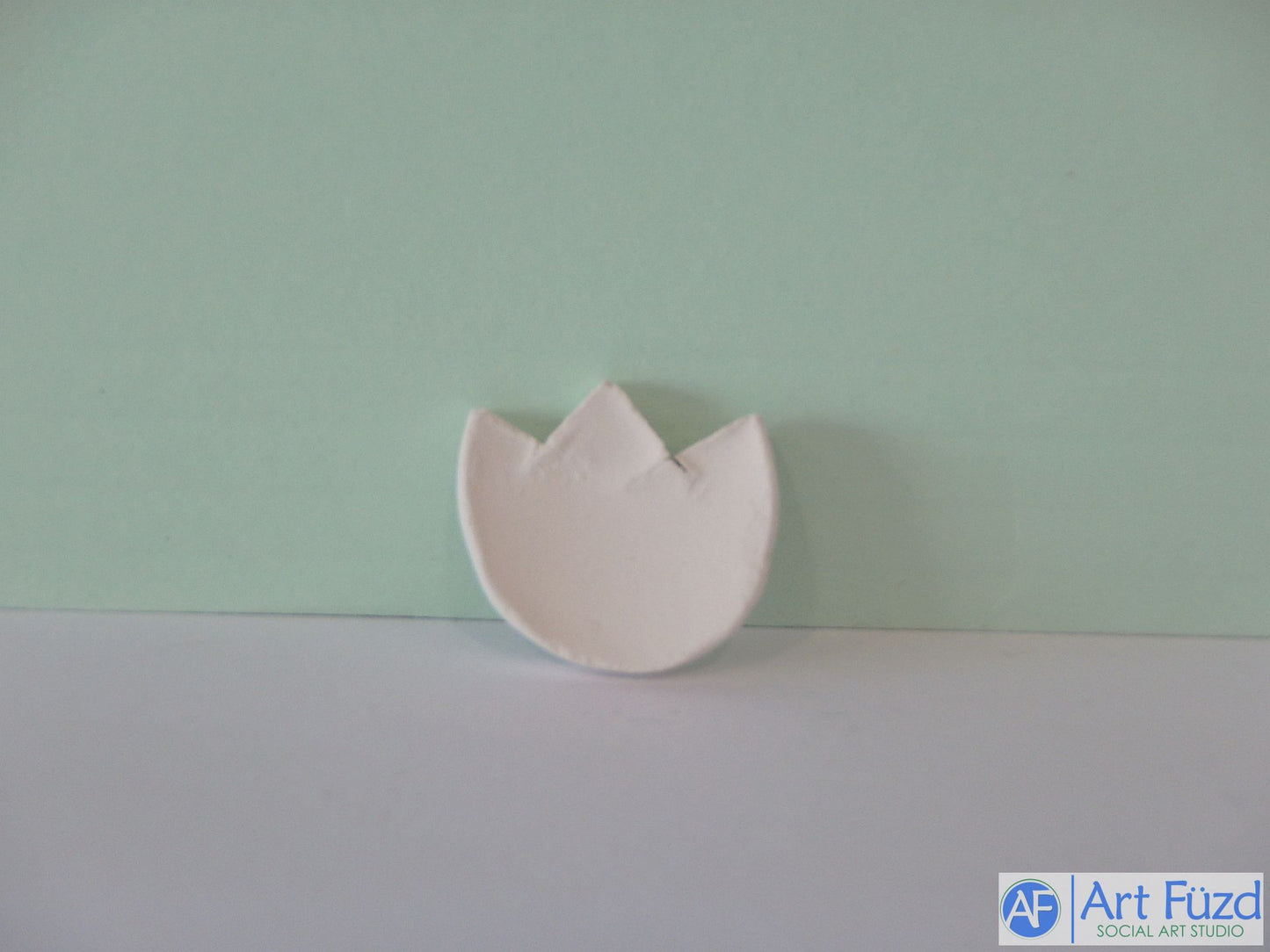 CLEARANCE - Mini Bisquie - Tulip Shape ~ 1 x 0.75 x 0.25