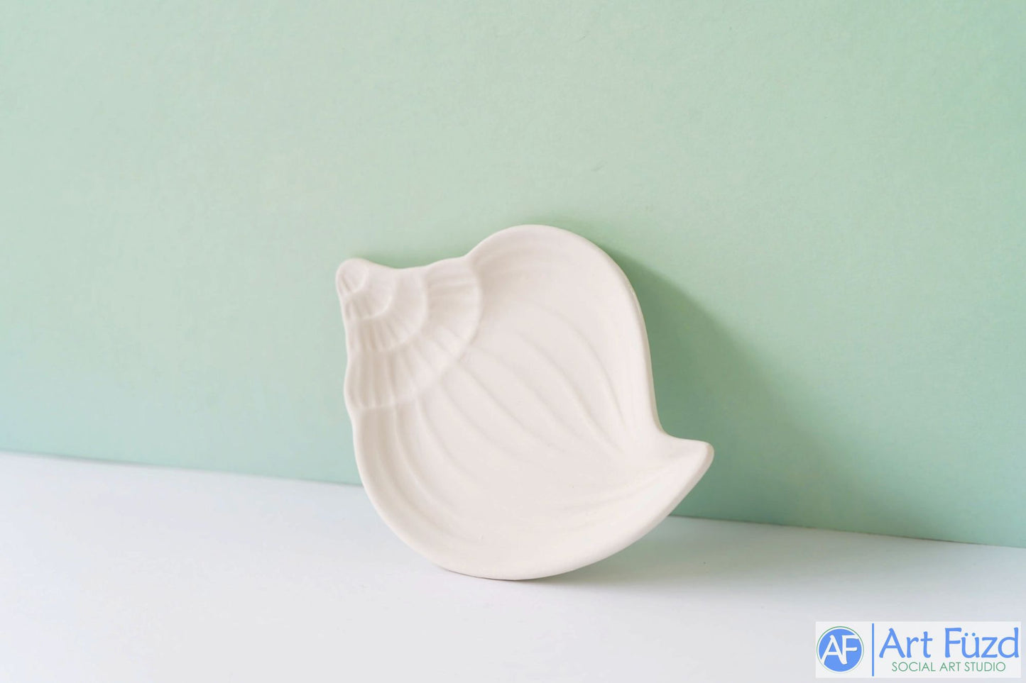Small Shell Dish ~ 4 x 5.75 x 0.25