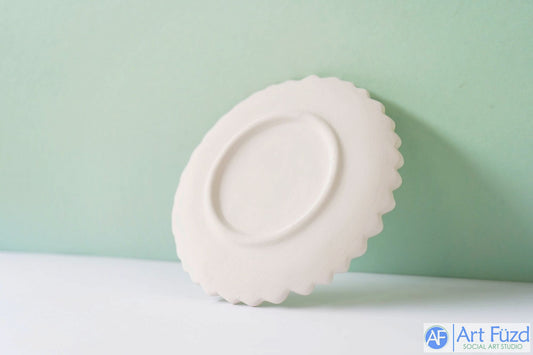 Small Sunflower Dish ~ 5.5 in. dia. x 0.5 in. high