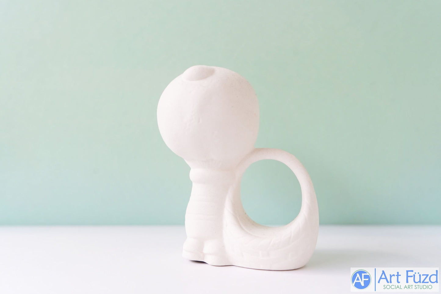 Girl in Puffy Bonnet Napkin Ring Holder ~ 3.25 x 2.25 x 3.75