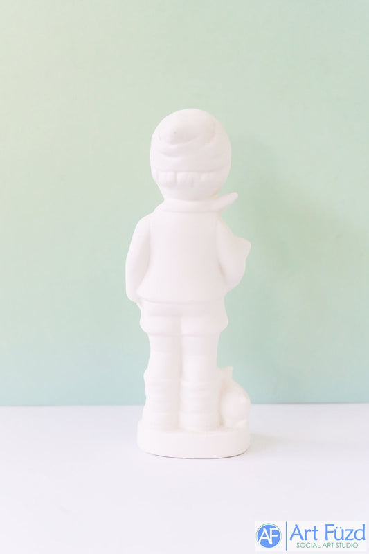 Mittlerer Schuljunge mit Korb, der mit Schwein geht ~ 2,5 x 7,5