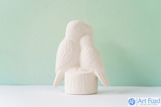 Figura de mamá y pajarito ~ 4,5 x 2,5 x 5,5