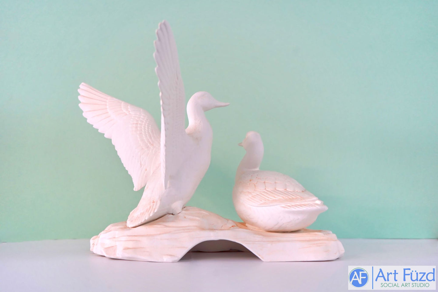 Gran plataforma de roca con dos patos ~ 13 x 9,25 x 9