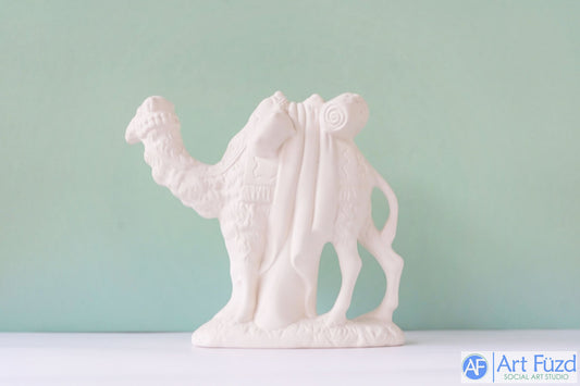 Large Camel with Gold Pouch looking Right ~ 8 x 3 x 7