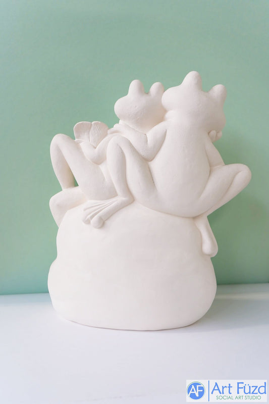 Figura de ranas amorosas grandes ~ 12,5 x 5,5 x 14,5