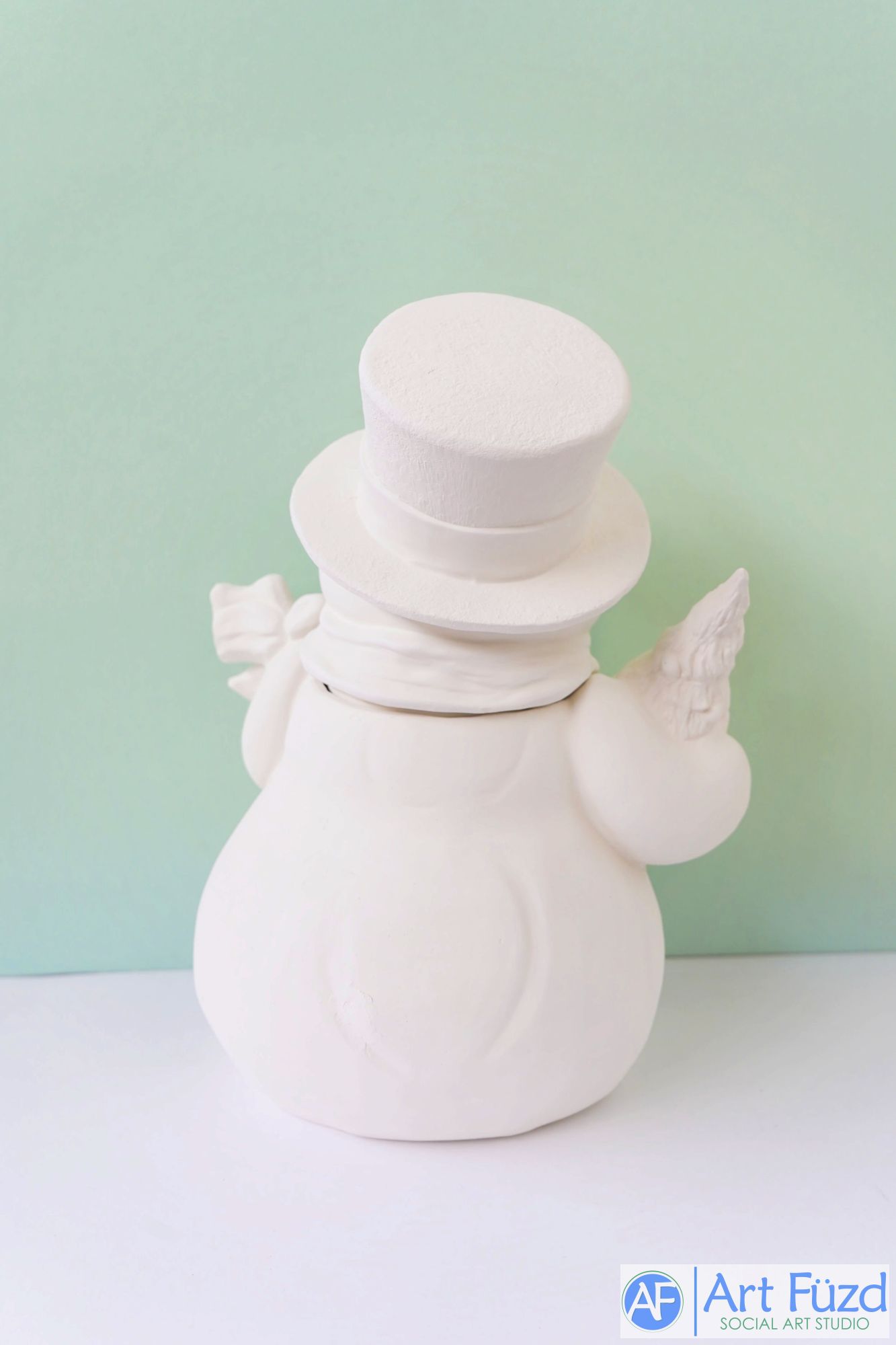 *Großes Schneemannglas mit ausgeschnittenem Vornamen „KALEIGH“ ~ 9,25 x 7,25 x 12,5