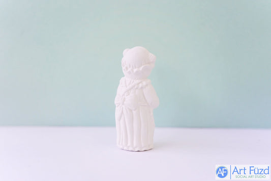 *Pequeño oso de peluche de la Sra. Claus sosteniendo al hombre de jengibre ~ 1,25 x 1,25 x 3,25