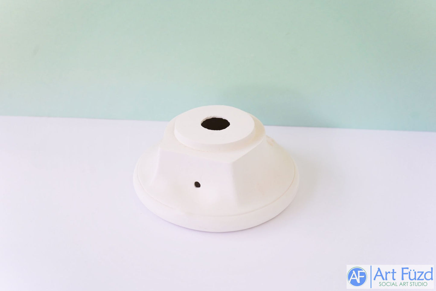 *Base grande para árbol de Navidad con muérdago ~ 6,5 pulgadas de diámetro x 2,5 pulgadas de alto