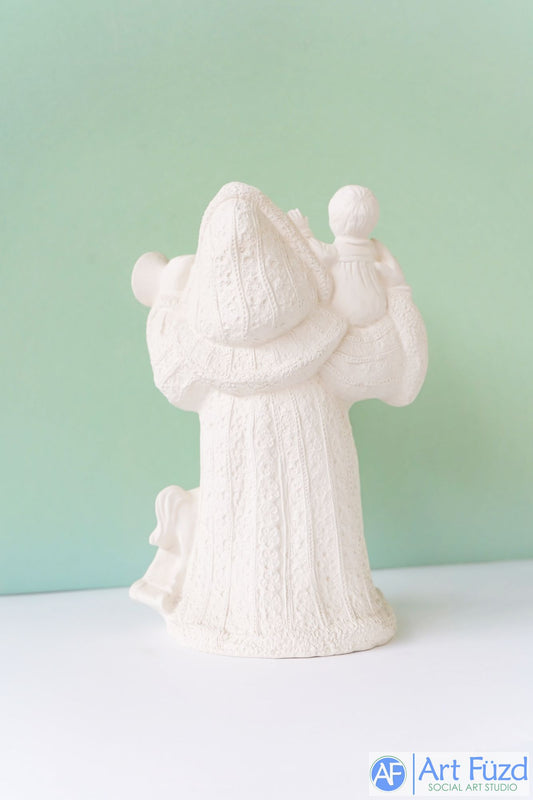 *Mittlere Vintage-Figur, Weihnachtsmann mit Trompete und Spielzeugpferd, hält kleines Kind ~ 6,75 x 5 x 9,25