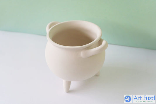 Hocus Pocus Cauldron ~ 4.75 x 6.5 x 5