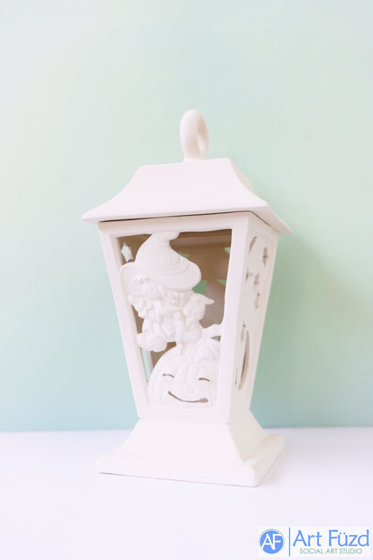 Linterna grande de cuatro lados con diseño recortado de luna y estrellas y parte superior en forma de bucle ~ 4,75 x 4,75 x 11