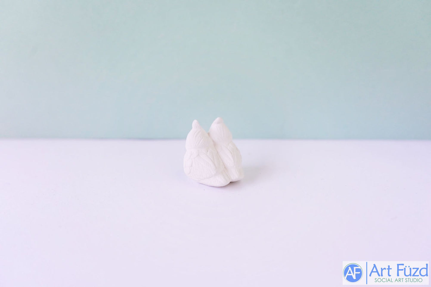 Miniature Love Birds Topper ~ 1.25 x 1.25 x 1.25