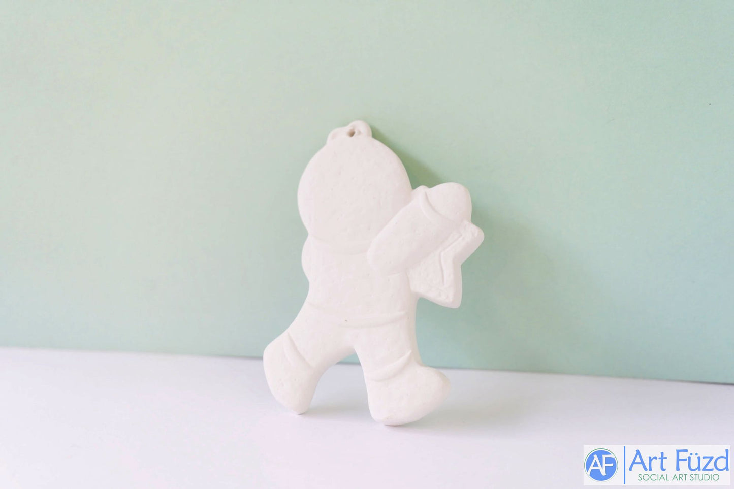 Adorno navideño plano de niño de jengibre con estrella ~ 2,75 x 3,75