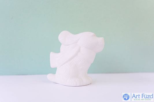 Pequeño perro al viento con bufanda de invierno ~ 3,75 x 1,25 x 3,5