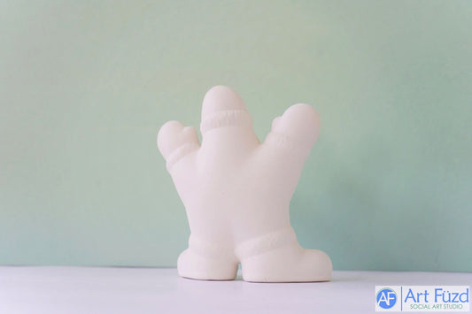 Figura de estrella con cara feliz con guantes, botas y sombrero ~ 5 x 2,5 x 5,5