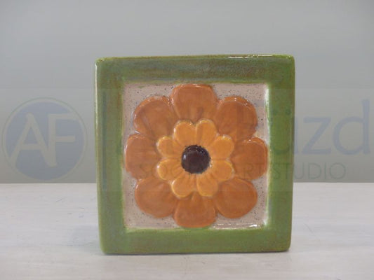 Flower Power Holder ~ 5 x 2 x 4.5