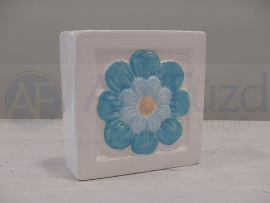 Flower Power Holder ~ 5 x 2 x 4.5