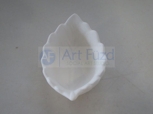 Plato pequeño para salsa de hojas ~ 4 x 2,5 x 1,5