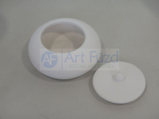 Round Kinsale Box with Ball Top ~ 4.5 in. dia. x 2.75 in. high