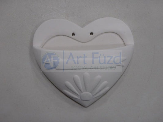 Mi Amor Wall Pocket Planter ~ 6.25 x 2.25 x 4.75