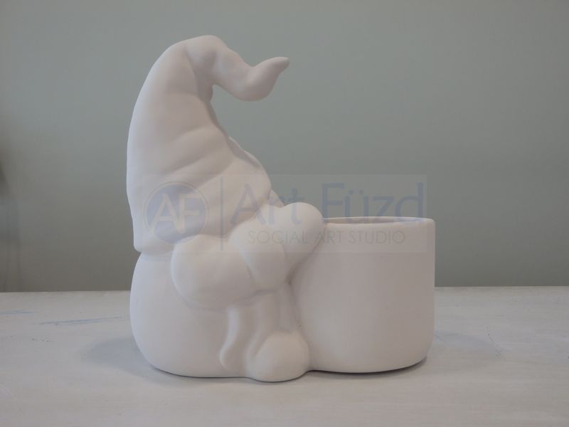 Gnome Planter ~ 5.75 x 6.5