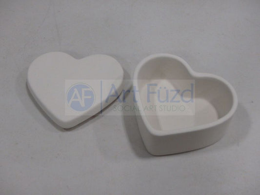 Caja pequeña de corazón con tapa ~ 3,25 x 1,75