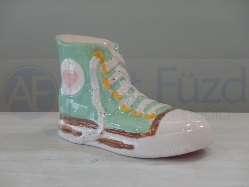 Sneaker Bank, includes Stopper ~ 7 x 4.25