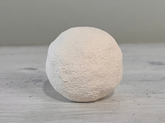 Runder realistisch strukturierter Schneeball ~ 2 x 2 x 2