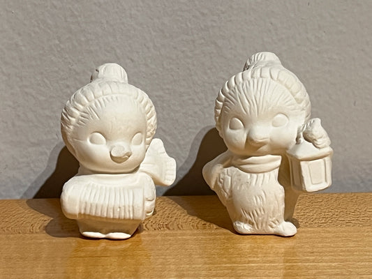 Small Chick in Winter Hat (two styles) ~ 1.5 x 1.5 x 2