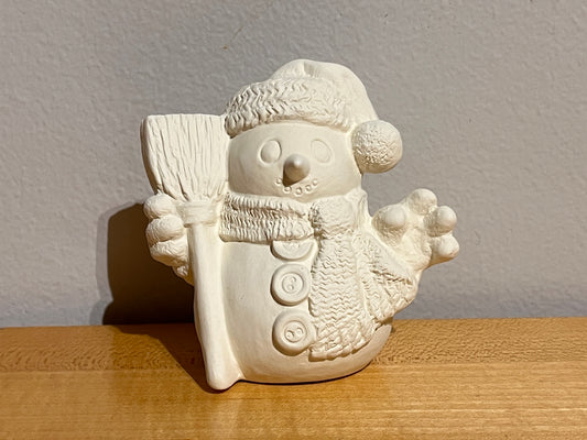 xxx-Pequeño muñeco de nieve sosteniendo una escoba ~ 3 x 2,5 x 3