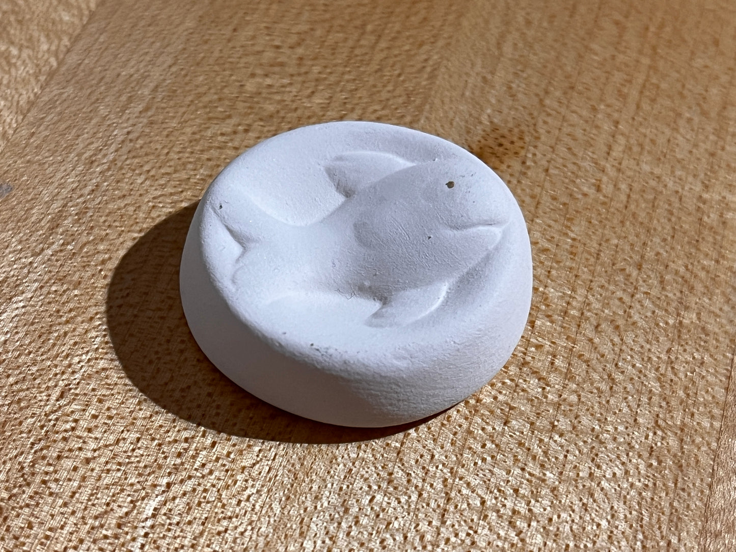 Pequeño pez para la cena de Acción de Gracias para gato ~ 1,5 pulgadas de diámetro x 0,5 pulgadas de alto