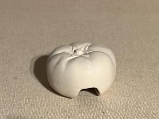 Kleine Tomate ~ 2 x 2 x 1