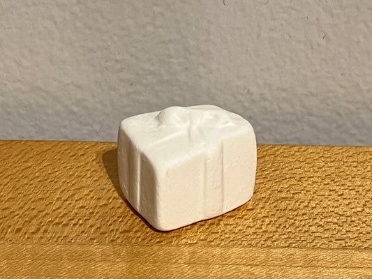 Topper X Small Square Gift Box with Bow ~ 0.75 x 0.75 x 0.75