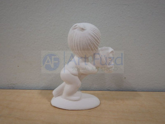 Kleiner Kleinkindjunge reitet Pogo Stick ~ 1,5 x 2