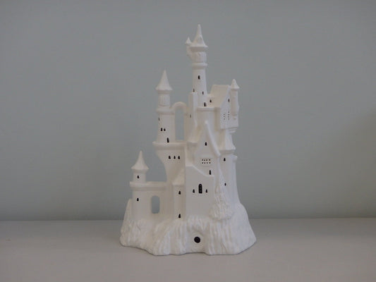 Enchanted Vintage Castle Figurine ~ 7.25 x 5.75 x 11