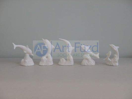 Small Dolphin Diving Down into Ocean Figurine ~ 2.5 x 1.25 x 4