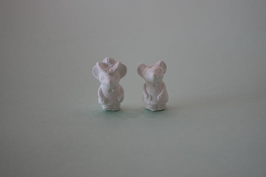 Kleine Jungen- oder Mädchenmaus (verschiedene Stile) ~ ca. 1,25 x 1,25 x 1,5