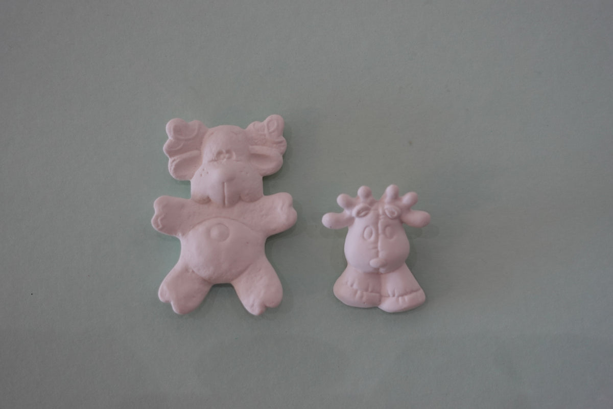 BUNDLE:  2 flat reindeer (assorted)