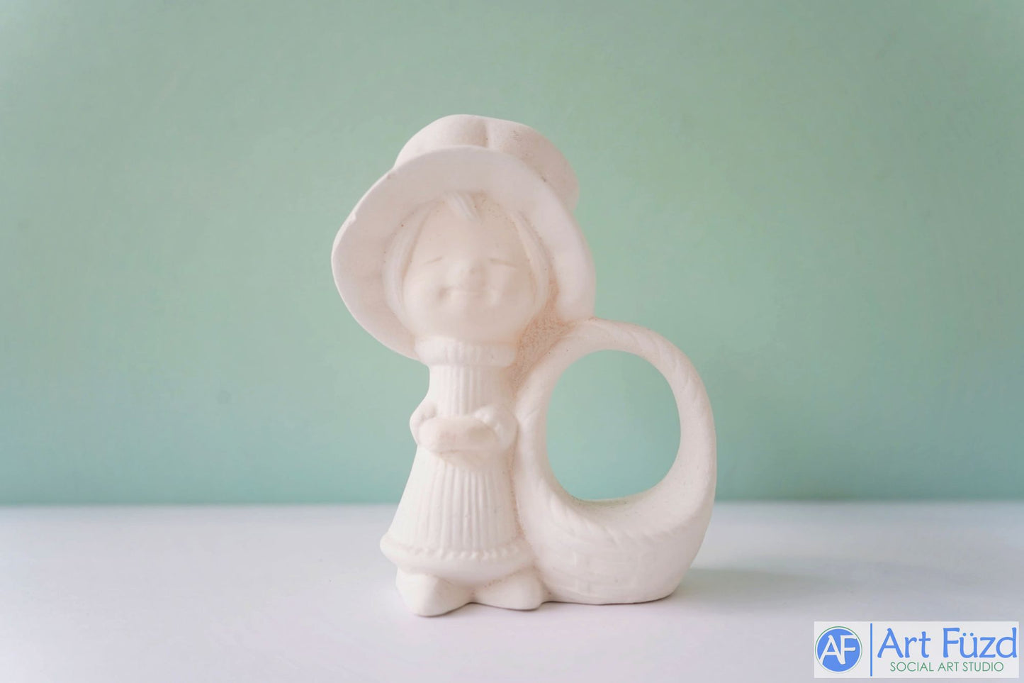 Girl in Hat Bonnet Napkin Ring Holder ~ 3.25 x 2.25 x 3.75