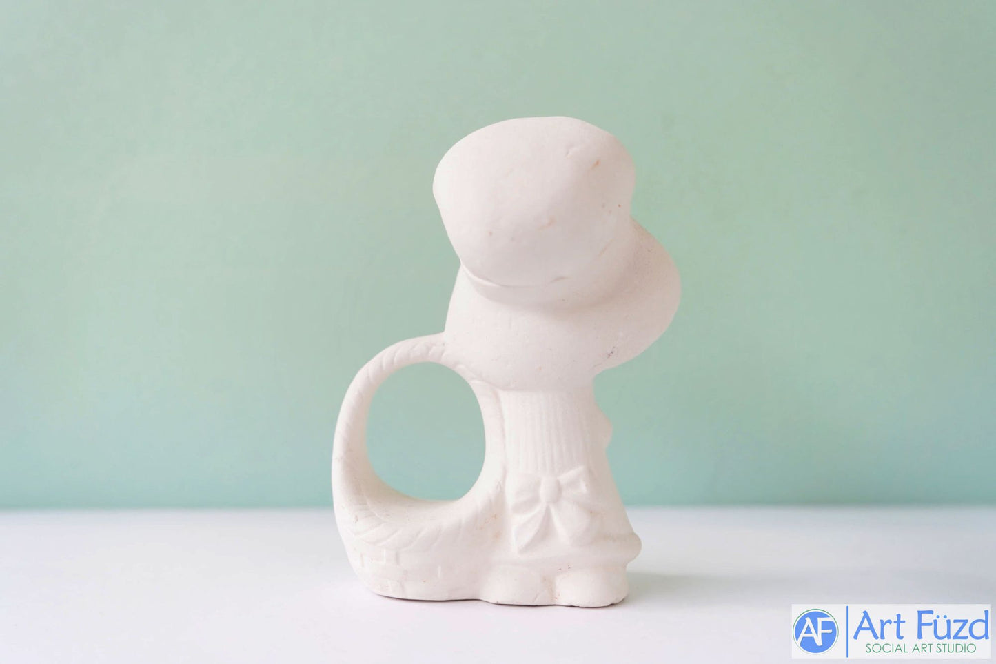 Girl in Hat Bonnet Napkin Ring Holder ~ 3.25 x 2.25 x 3.75