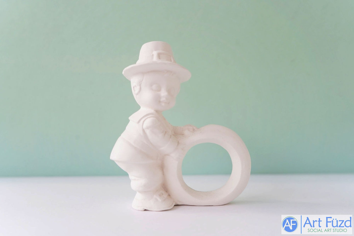 Pilgrim Boy Napkin Holder ~ 3.25 x 1.5 x 3.5